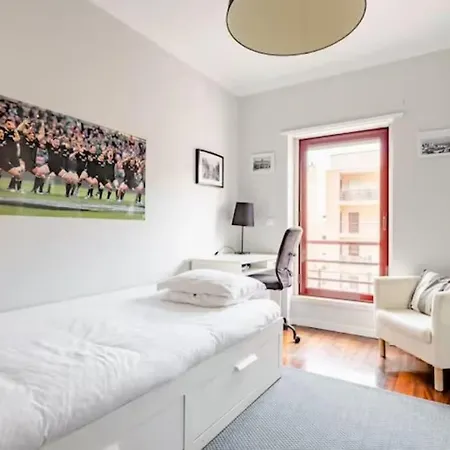 Apartment Lisbon Coast, 3 Bedroom With Large Terrace *